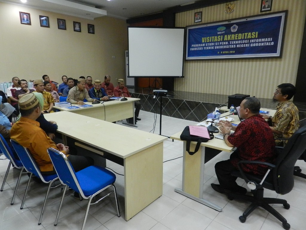 Target Akreditasi Terbaik Untuk Program Studi Pendidikan Teknologi Informasi